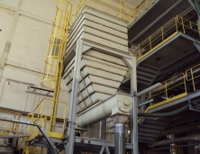 SILOS Z WYŁADOWCZYM PODAJNIKIEM ŚLIMAKOWYM